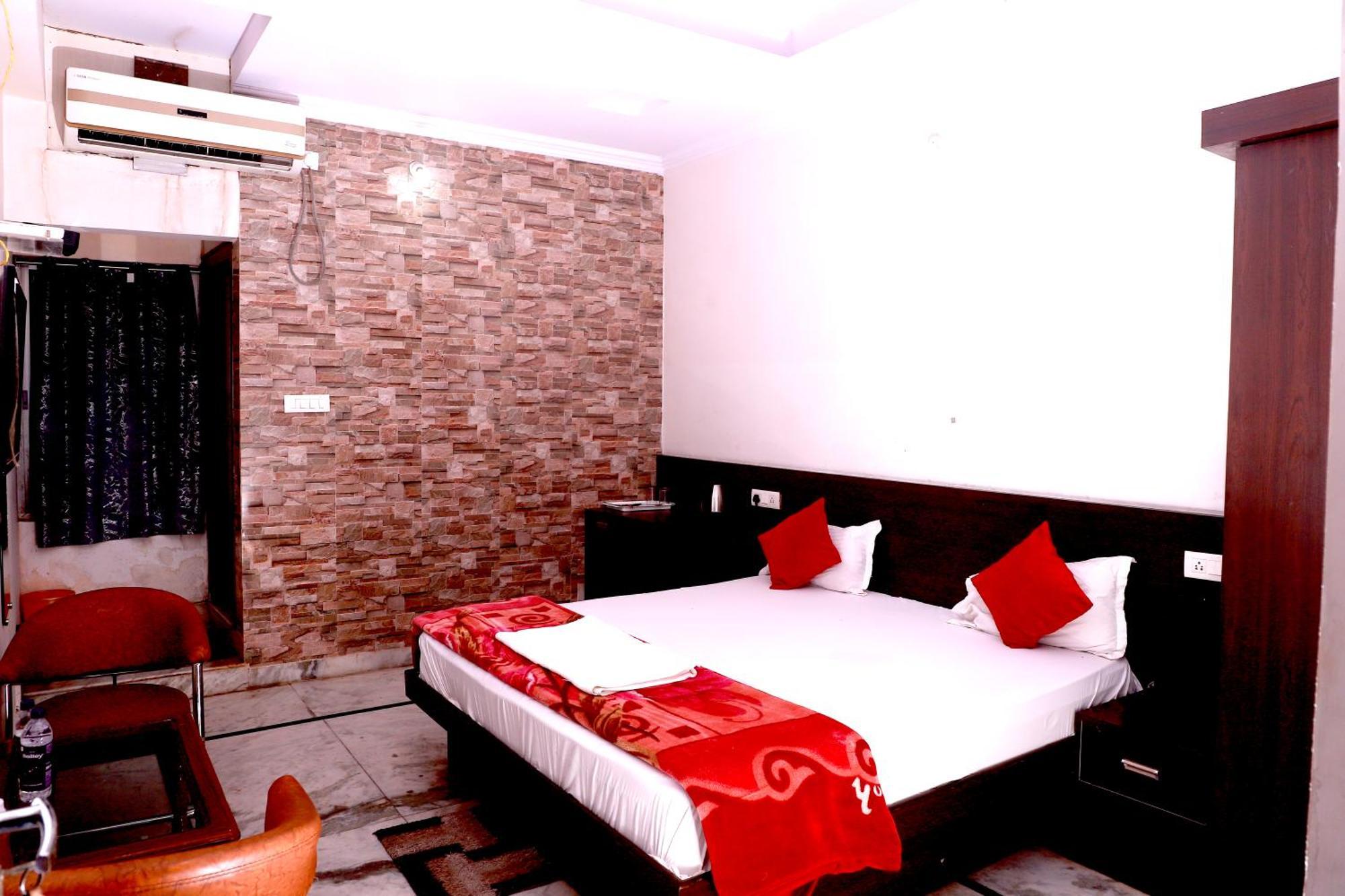 Hotel River View Khagaria Exteriér fotografie