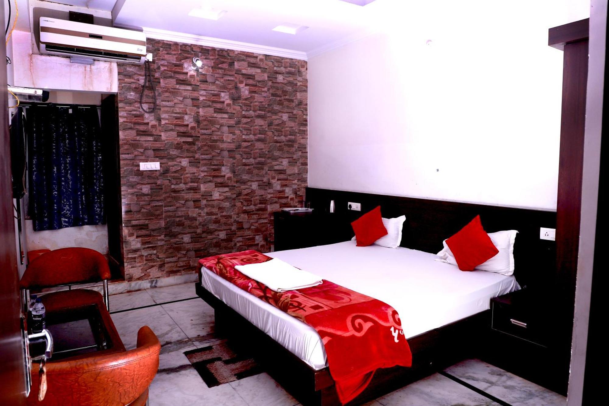 Hotel River View Khagaria Exteriér fotografie